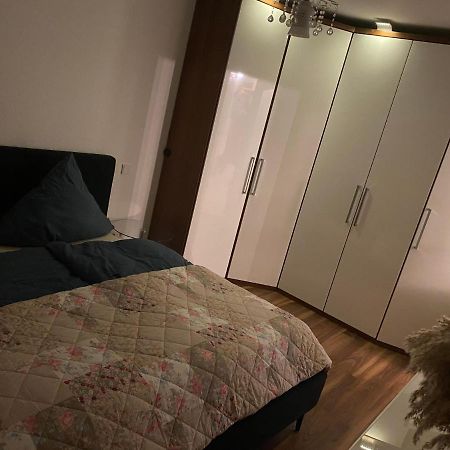 Geraeumige Und Schoene Wohnung Direkt In Der Luebecker Innenstadt מראה חיצוני תמונה